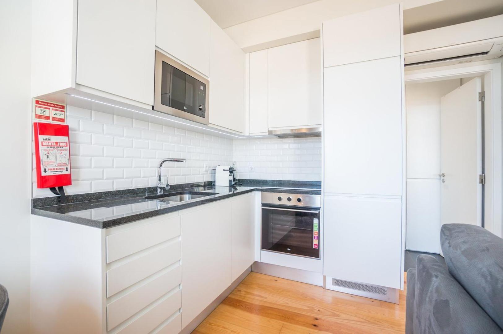 Guestready - Chic And Vibrant Stay Near Anjos Lissabon Buitenkant foto
